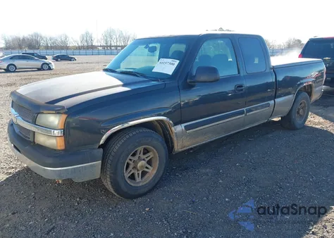 2003 Chevrolet Silverado 1500 Ls z USA, uszkodzony, nr VIN 1GCEC19T93Z146252
